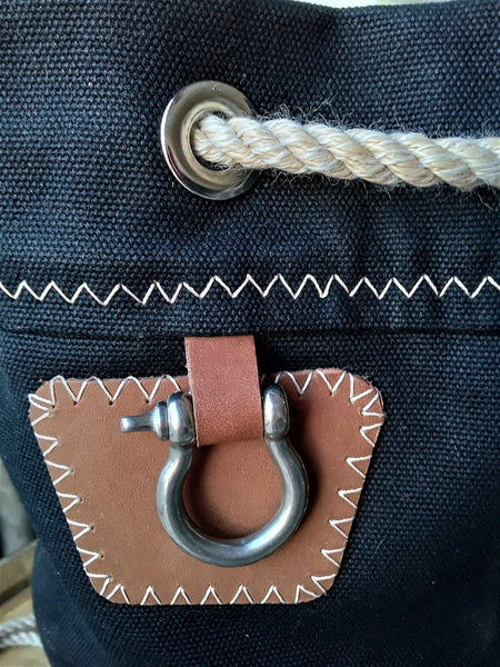 Utility Shackle with Leather Chafe Patch