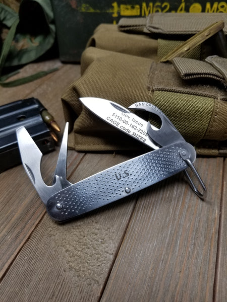 M-2205 Military Issue Pocket Knife