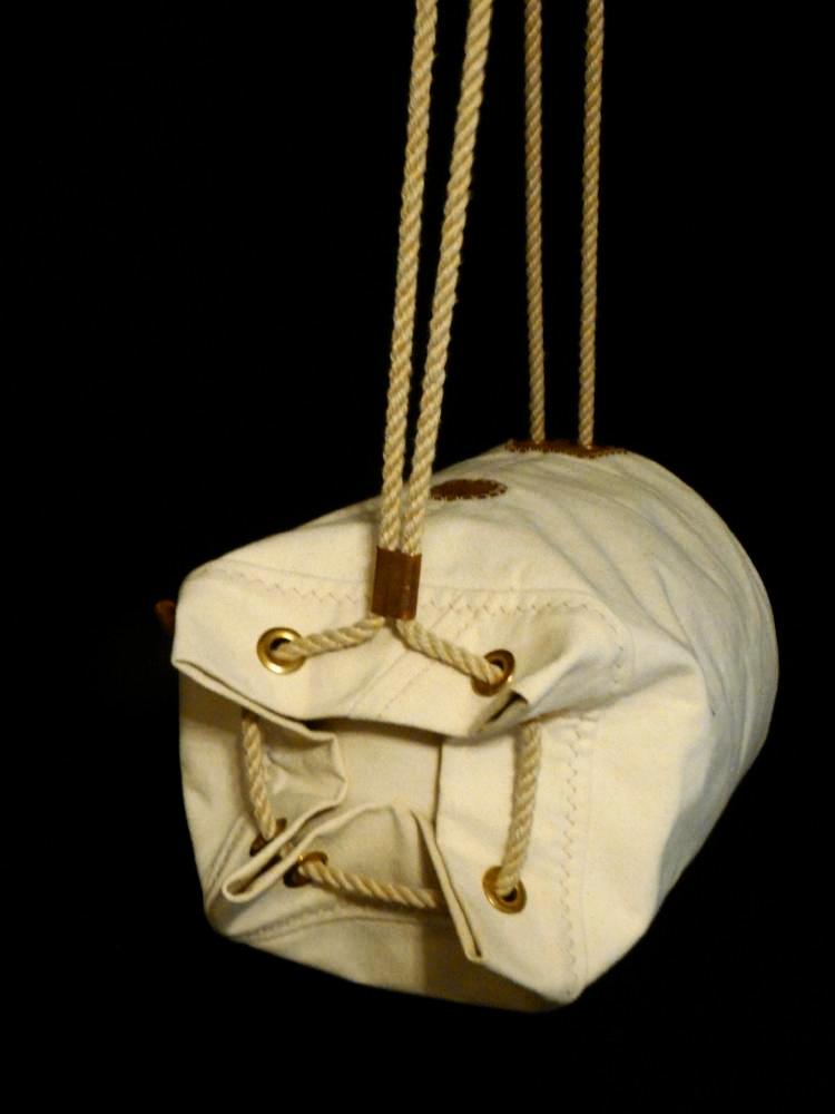 Waxed Canvas Bucket Bag| Quince & Co.